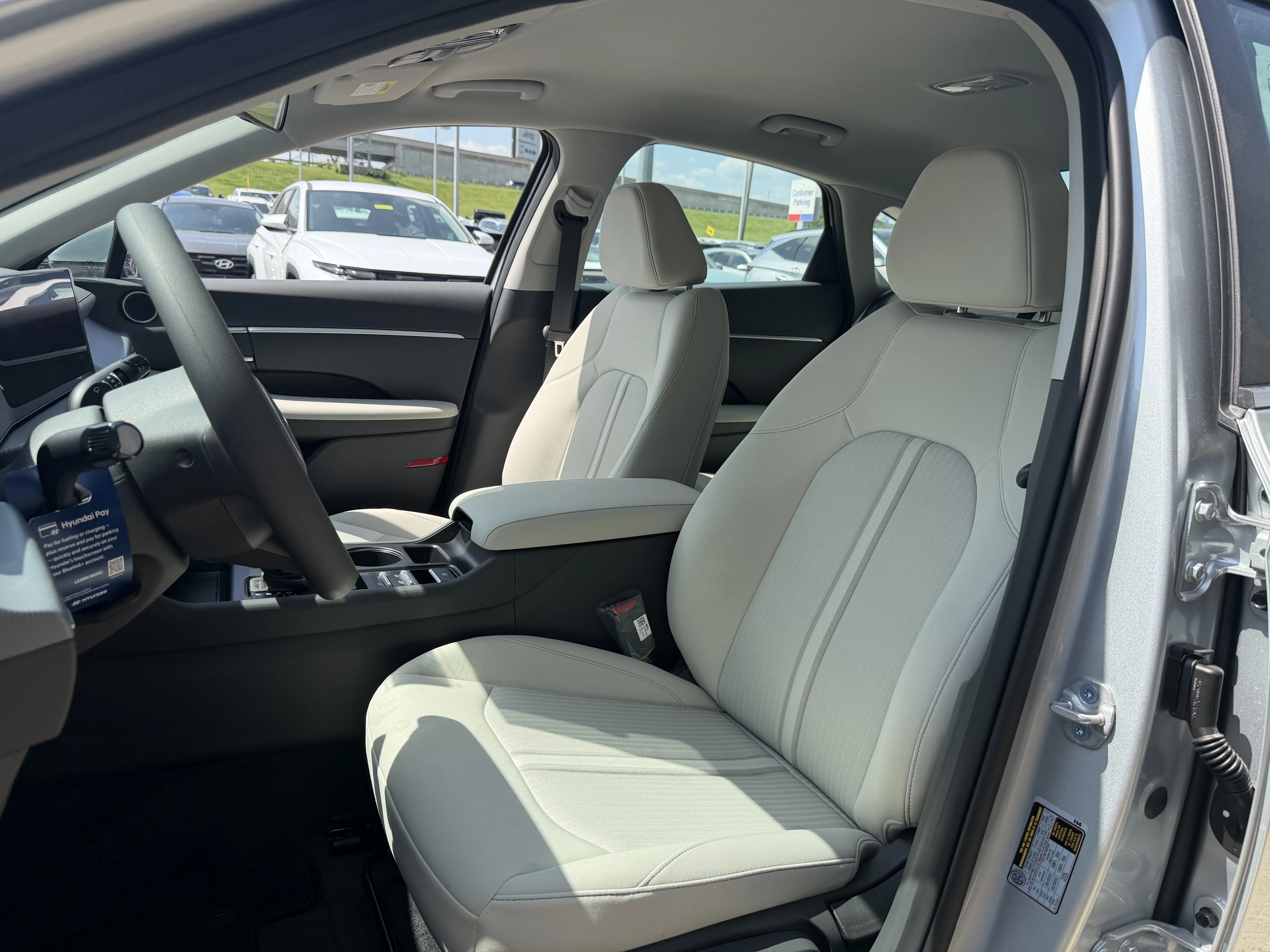 Used 2026 Aero Silver Hyundai SE image 26