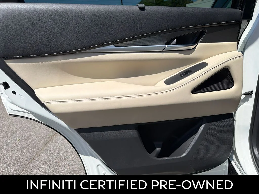 Certified Used 2023 Majestic White INFINITI LUXE image 30
