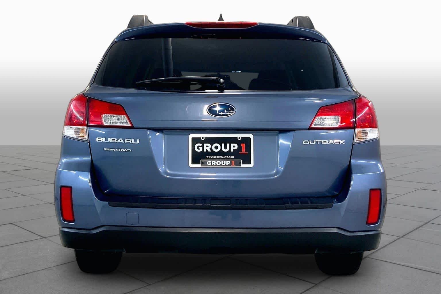 Used 2014 Twilight Blue Metallic Subaru 2.5i Limited image 4