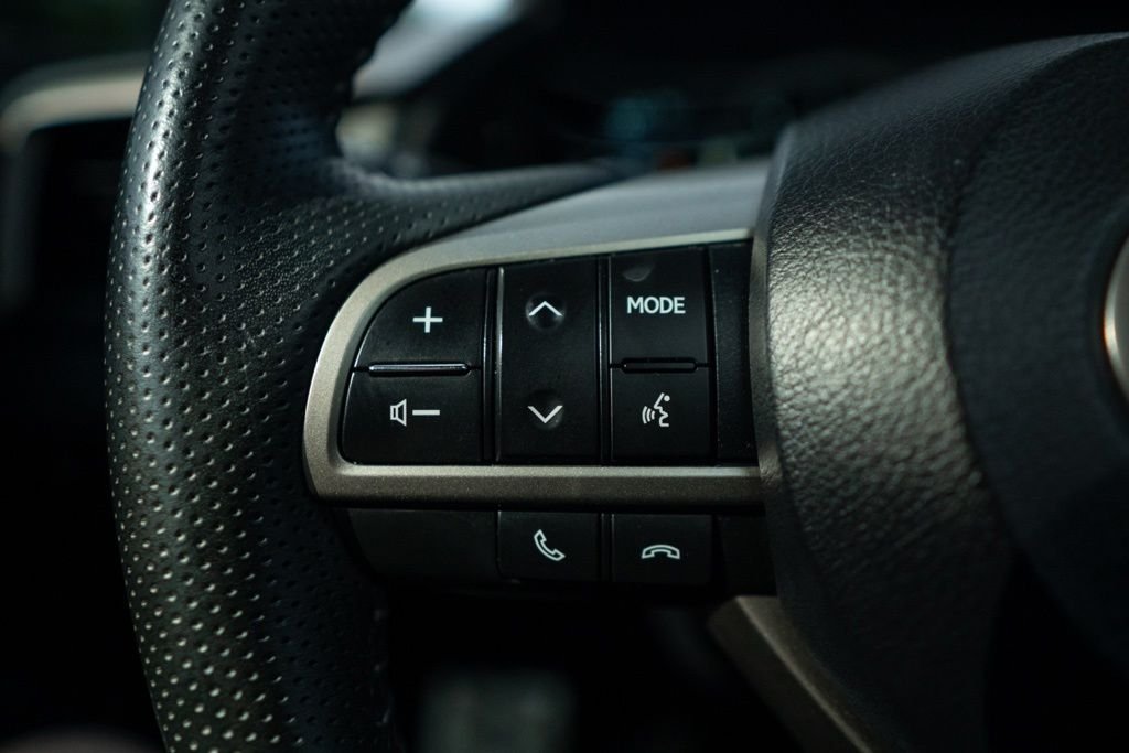 Used 2019 Silver Lexus 350 F Sport image 25
