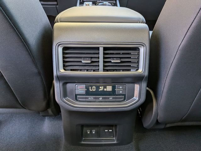 New 2026 White Volkswagen 2.0T SE w/Technology image 15