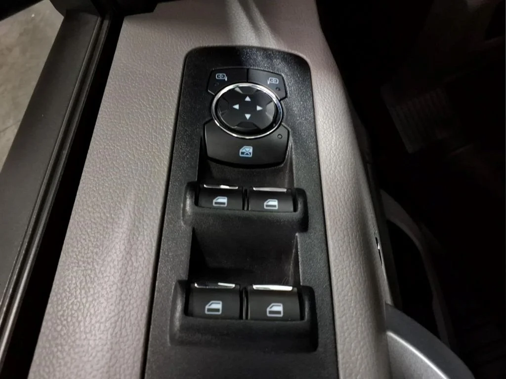Certified Used 2018 Gray Ford XLT image 14