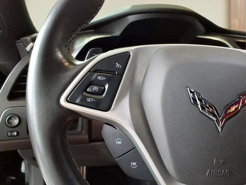 2019 Chevrolet Corvette 1LT - Photo 11