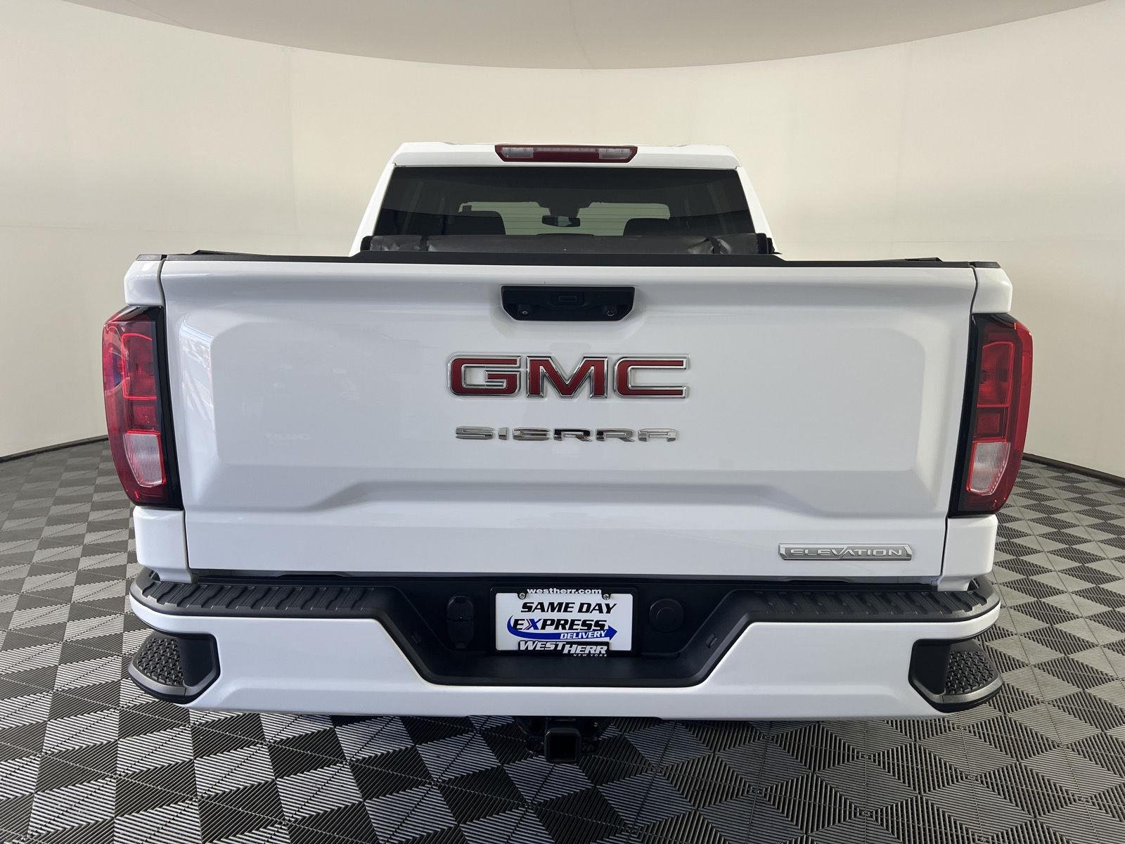 Used 2023 Summit White GMC Elevation image 3