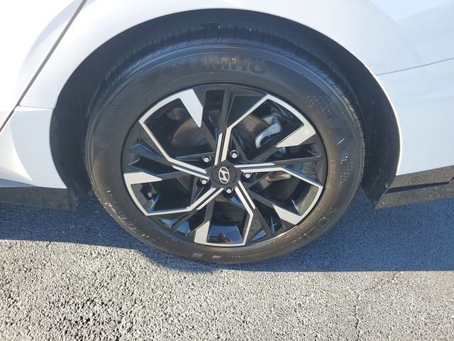 2025 Hyundai Sonata SEL - Photo 28
