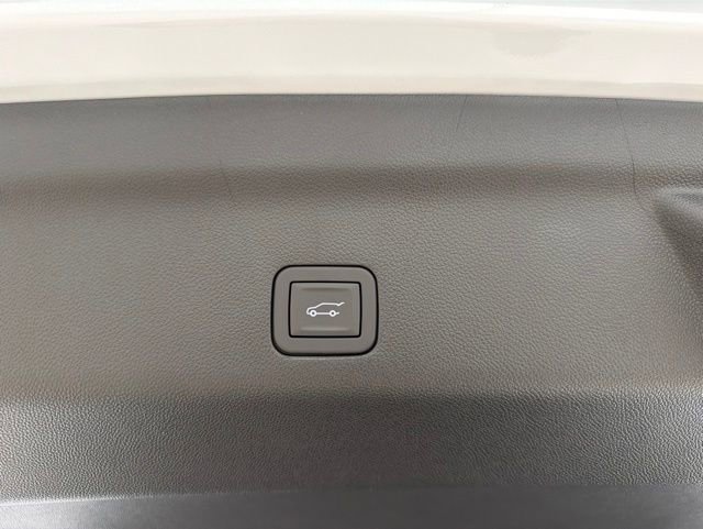 2026 Chevrolet Tahoe Premier - Photo 8