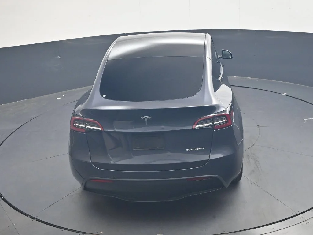 Used 2021 Midnight Silver Metallic Tesla Long Range image 19