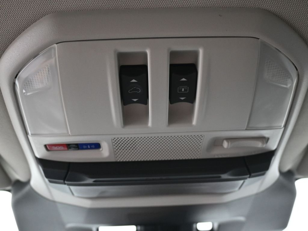 Used 2025 White Subaru Limited Bronze Edition image 14