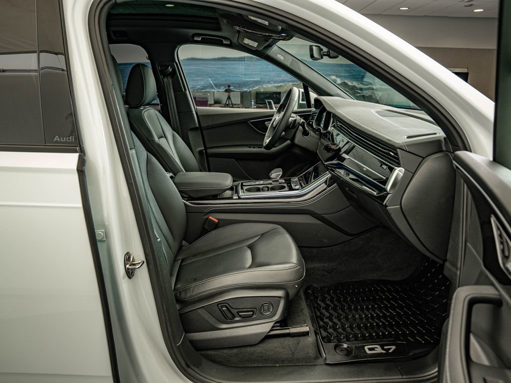 Used 2025 Glacier White Metallic Audi 55 Premium Plus image 36