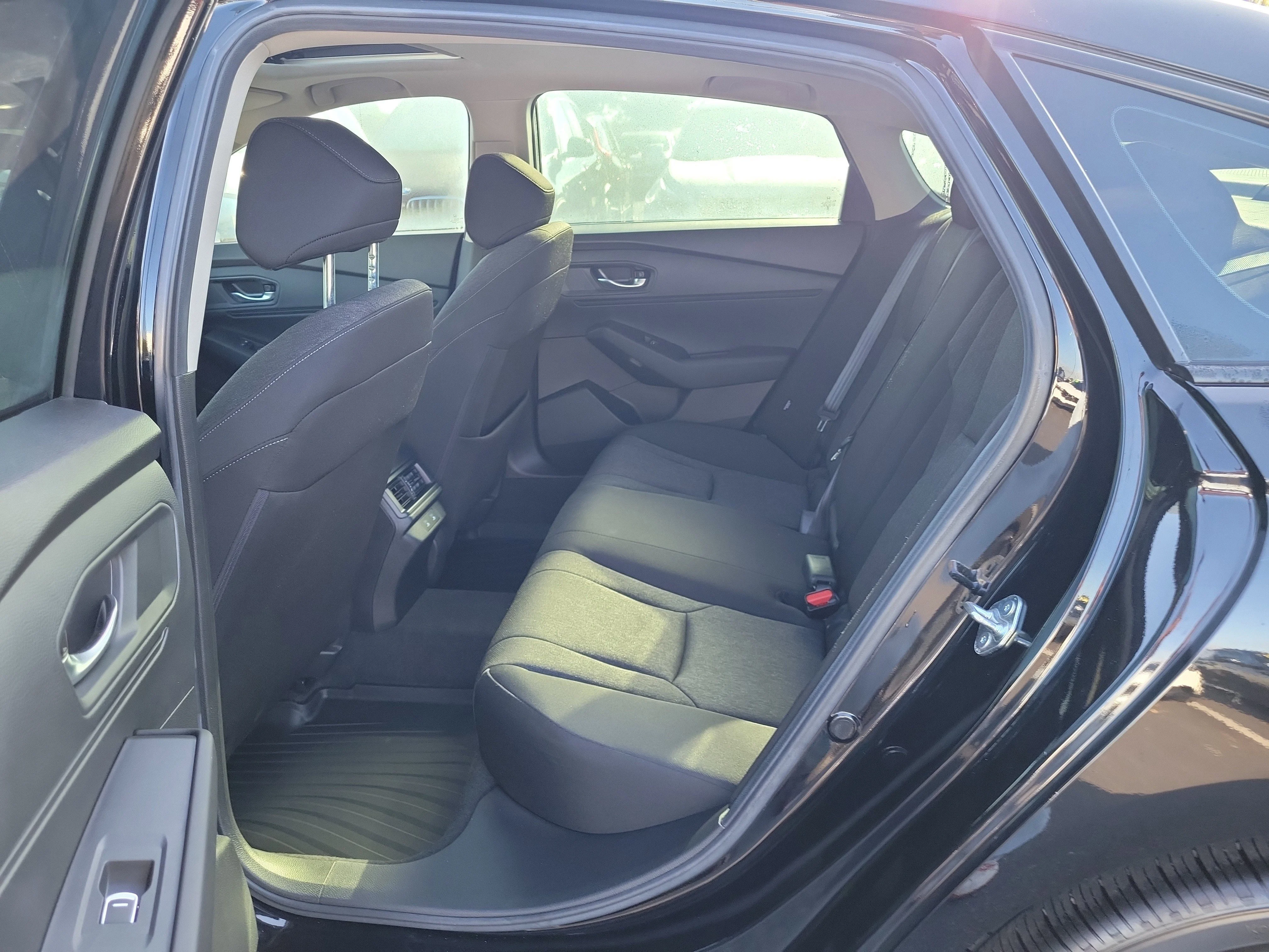 2025 Honda Accord SE - Photo 12