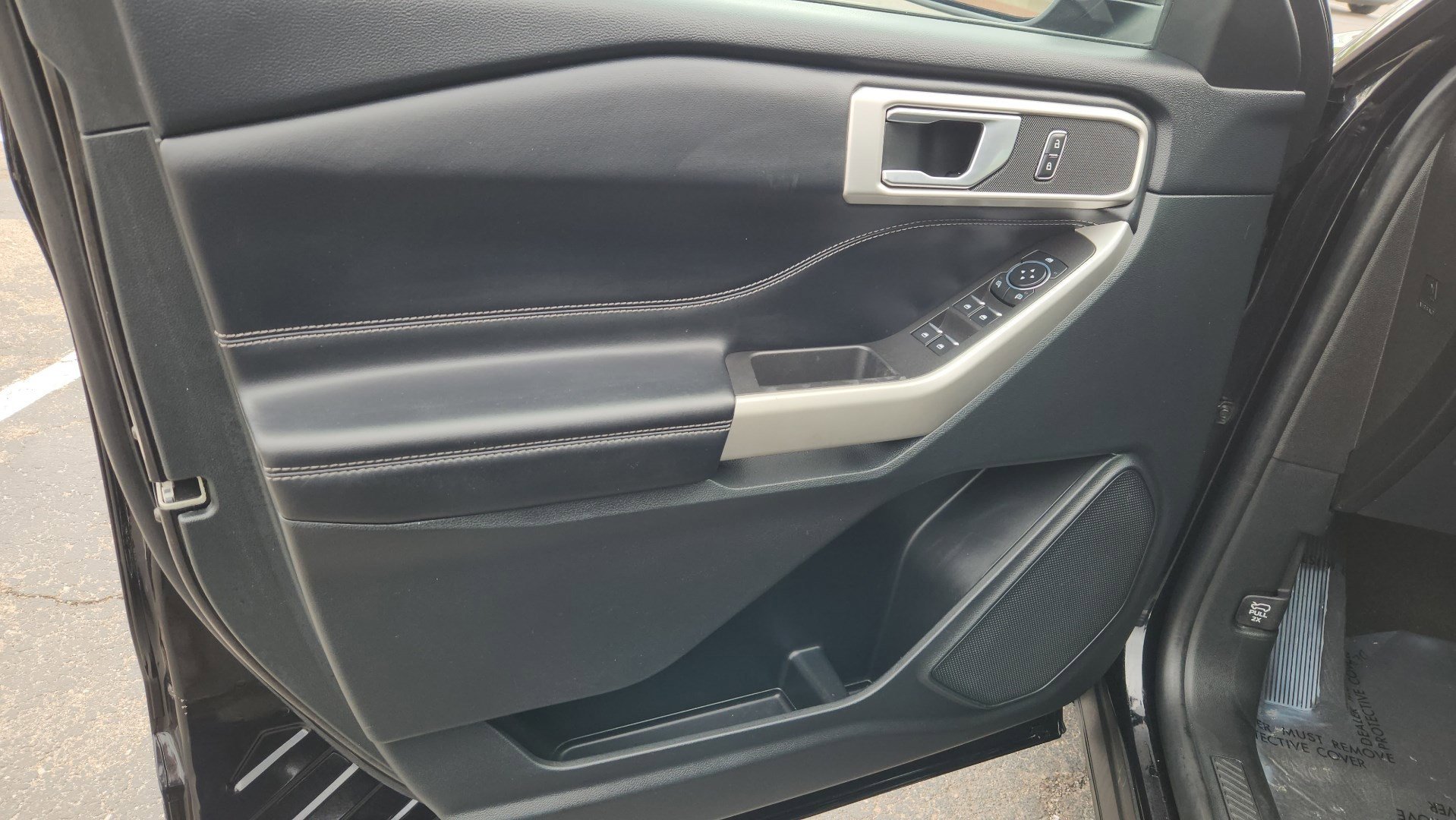 2023 Ford Explorer XLT - Photo 21
