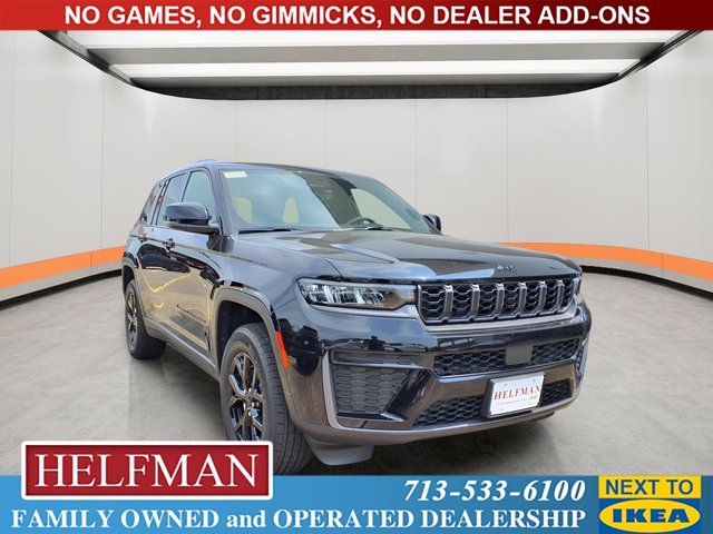 2026 Jeep Grand Cherokee Laredo Altitude