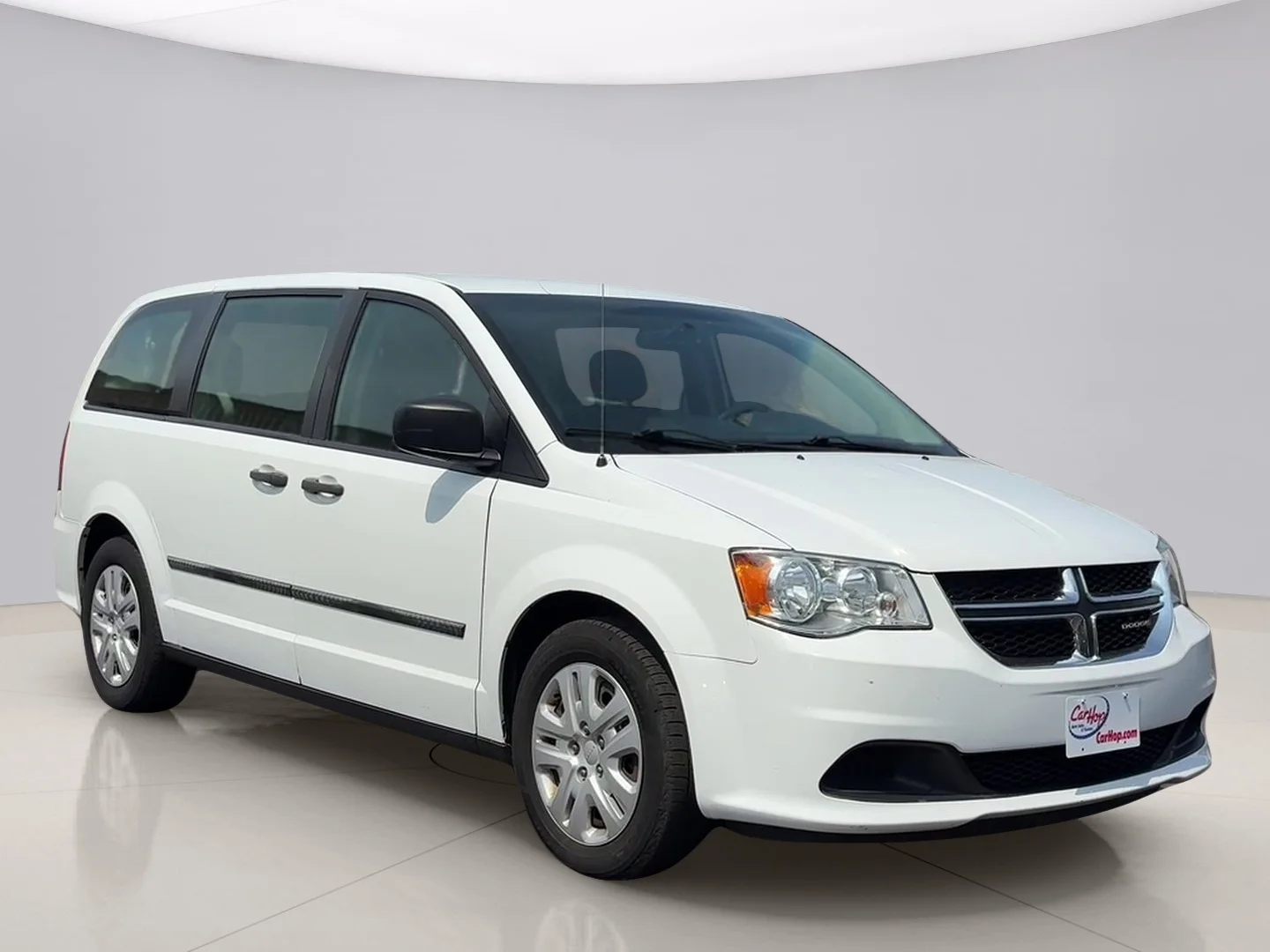 Used 2015 White Dodge SE image 7