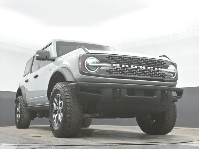 Used 2024 Green Ford Badlands image 46