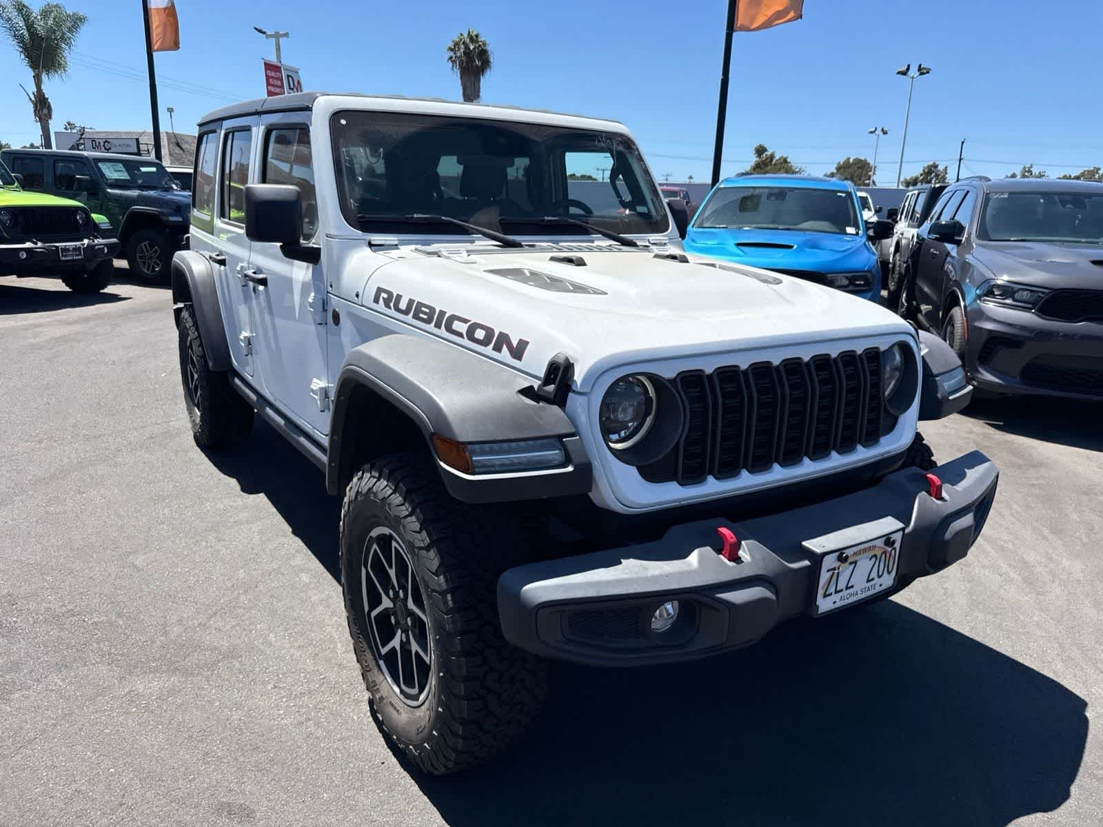 Used 2024 Bright White Clearcoat Jeep Rubicon image 6