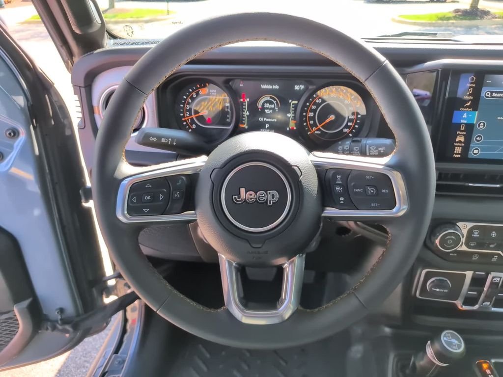 Used 2024 Gray Jeep Sahara image 20