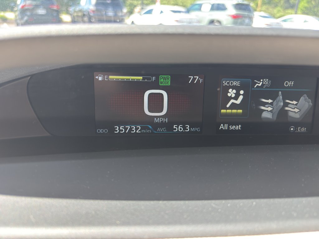 Used 2022 Wind Chill Pearl Toyota XLE image 3