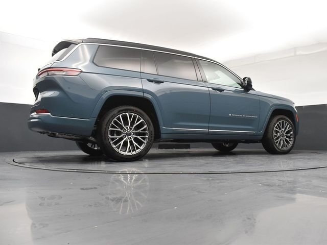 New 2026 Steel Blue Exterior Paint Jeep Summit image 24