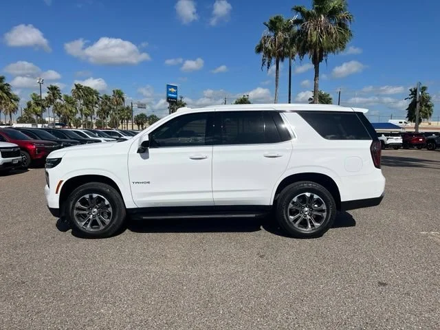 Used 2025 Summit White Chevrolet LS image 5