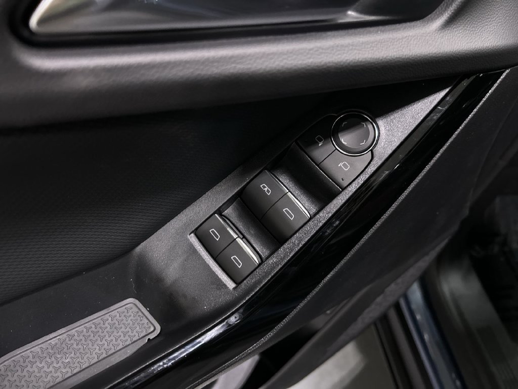 2027 Chevrolet Equinox RS - Photo 15