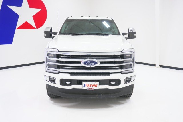 Used 2024 STAR WHITE METALLIC TRI-COAT Ford Limited image 2