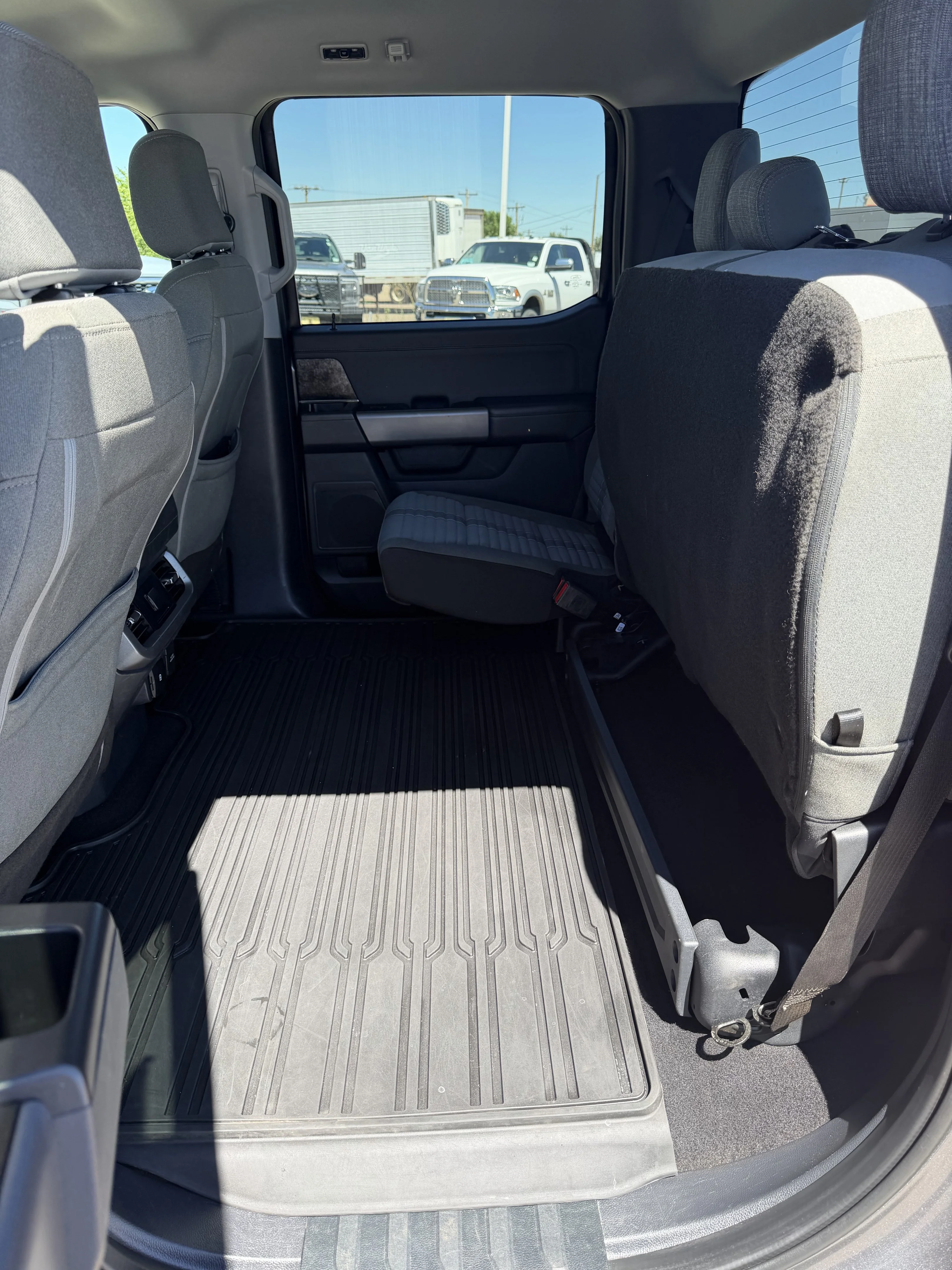 Used 2023 Red Ford XLT image 28