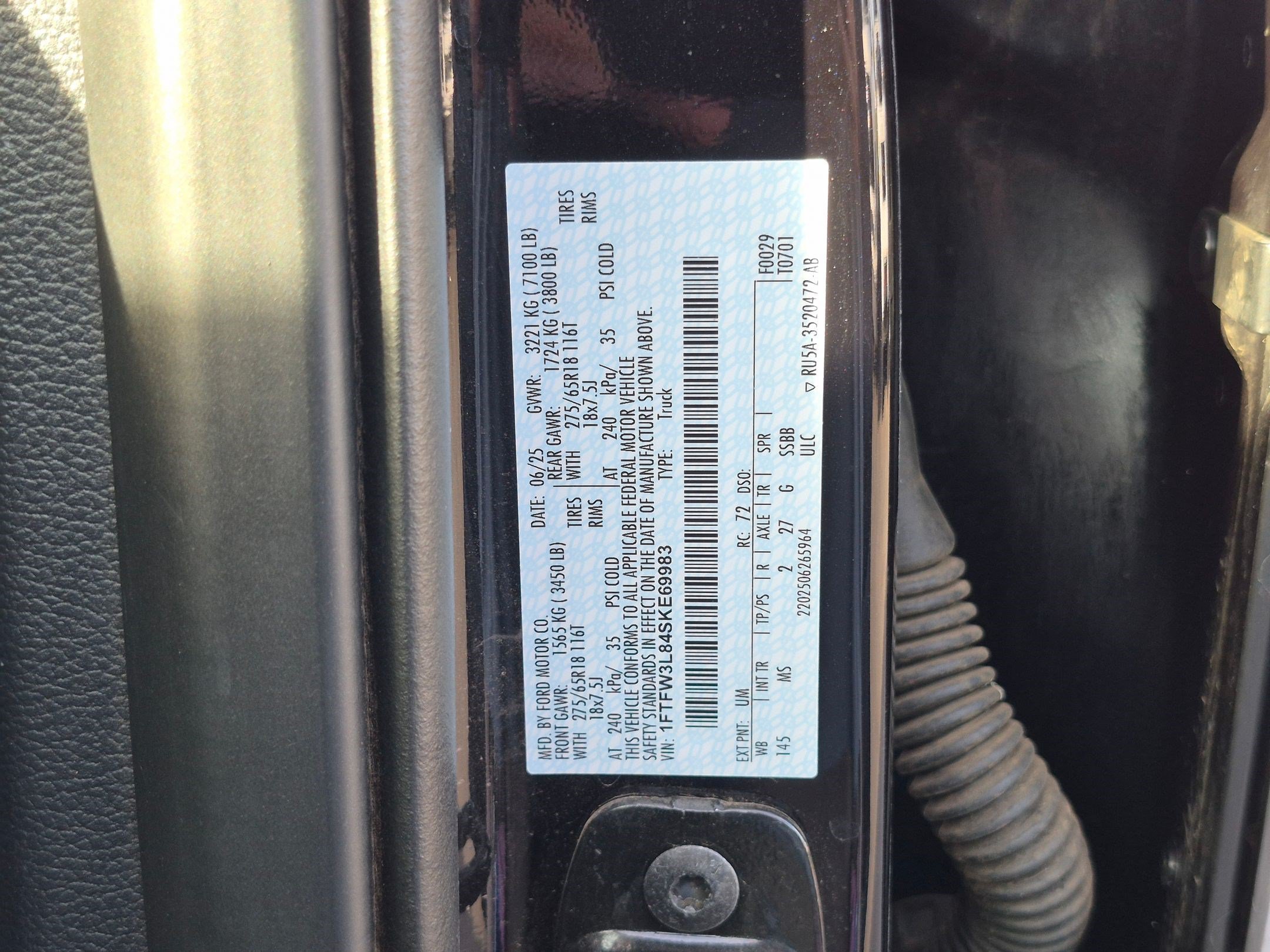 Used 2025 Black Metallic Ford XLT image 32
