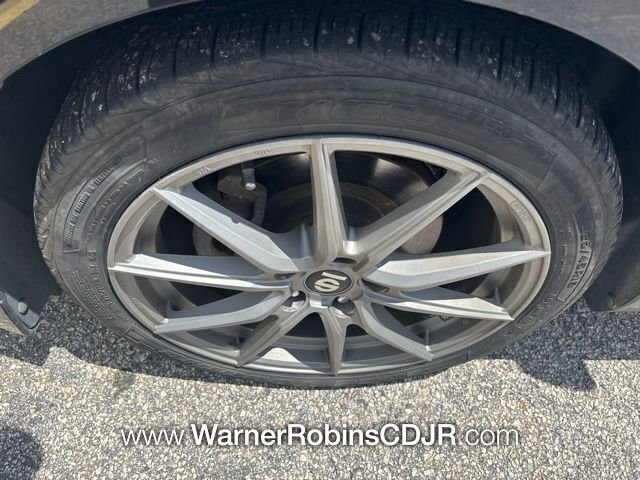 Used 2012 Black Ford SEL image 4