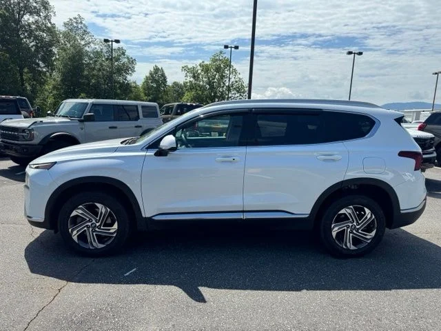Used 2022 Gray Hyundai SEL image 4