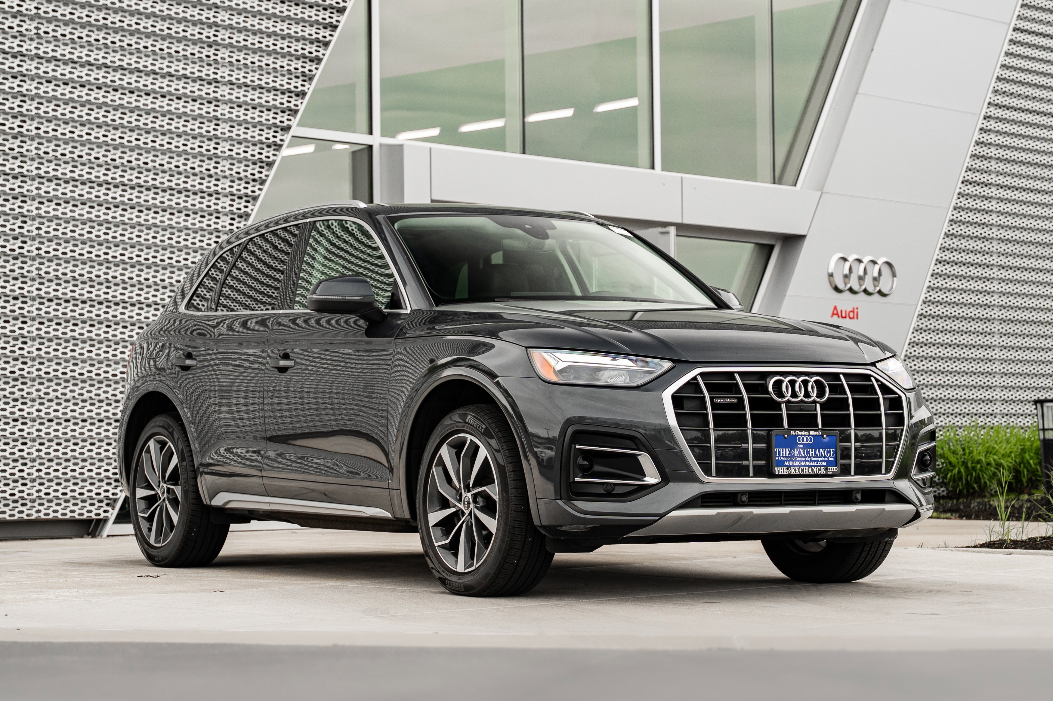 2021 Audi Q5 45 Premium Plus's photo