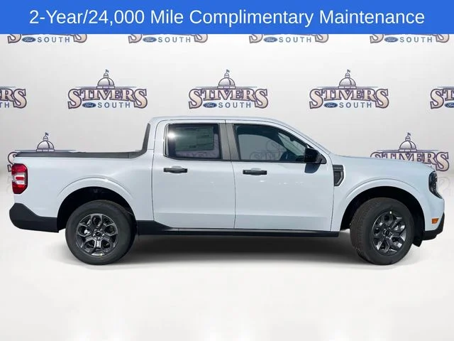 New 2026 White Ford XLT image 2