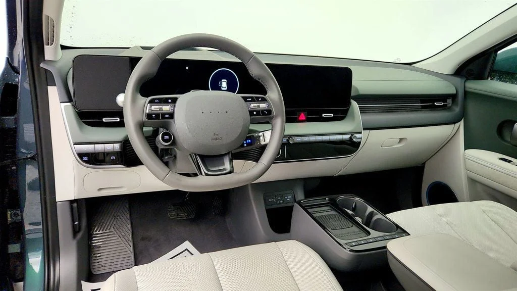 Used 2026 Digital Teal Hyundai Limited RWD image 12