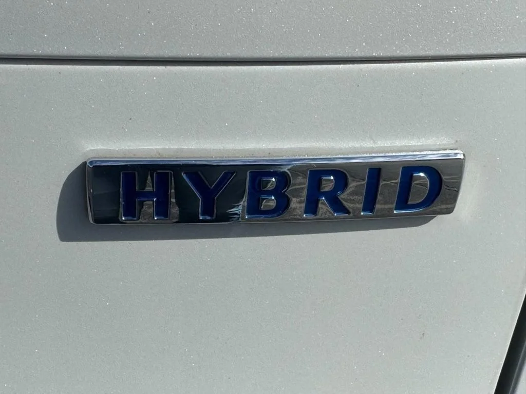 Used 2025 Light Gray Mazda Preferred image 6