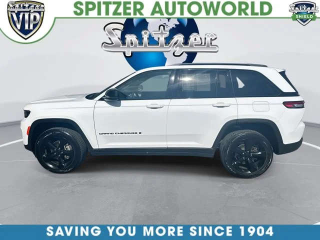 Used 2024 White Jeep Altitude X image 6