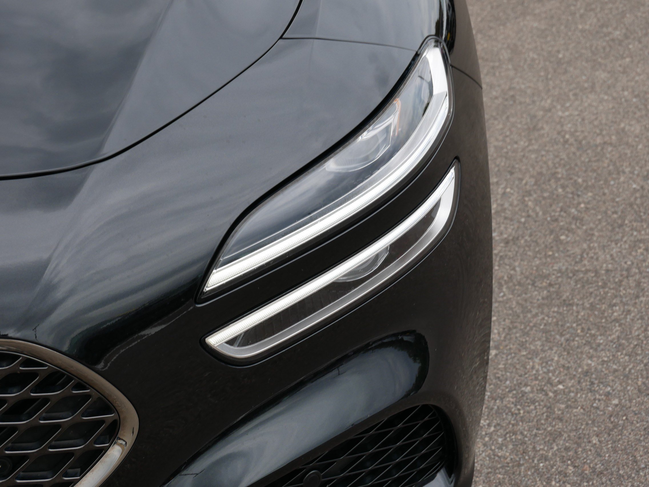 2023 GENESIS G70 Standard - Photo 16