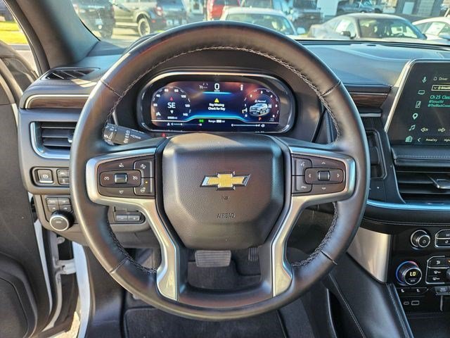 Used 2024 Summit White Chevrolet LT image 18
