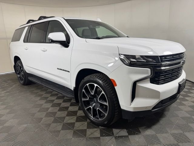 Used 2022 Summit White Chevrolet RST image 1