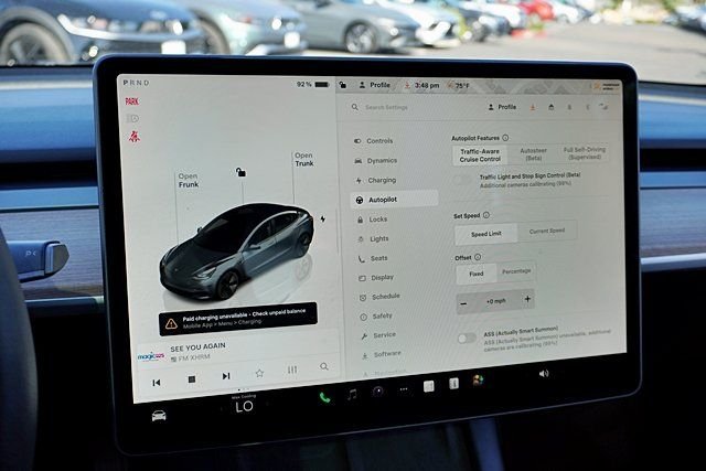 Used 2023  Tesla Base image 26