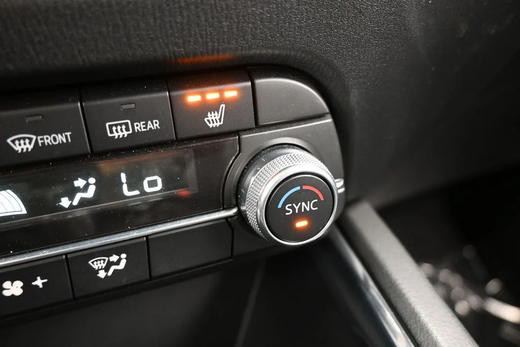Used 2021 Polymetal Gray Mazda Carbon Edition image 26