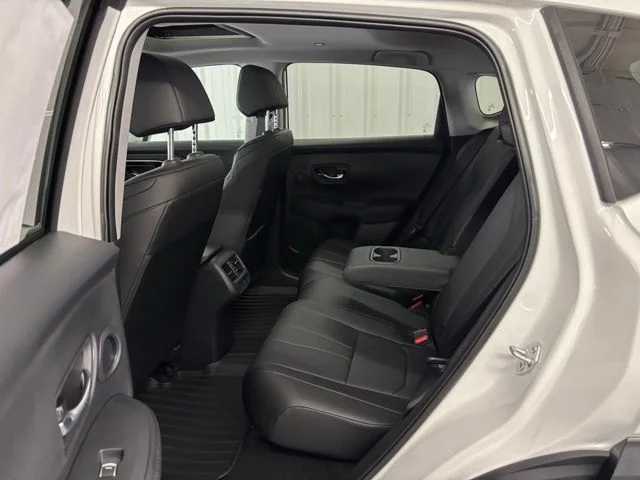 New 2026 Platinum White Pearl Acura Base image 13