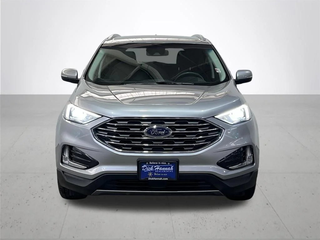 Used 2020 Silver Ford SEL image 4