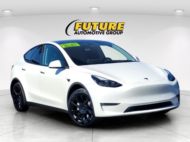 Used 2024 White Tesla Long Range image 1