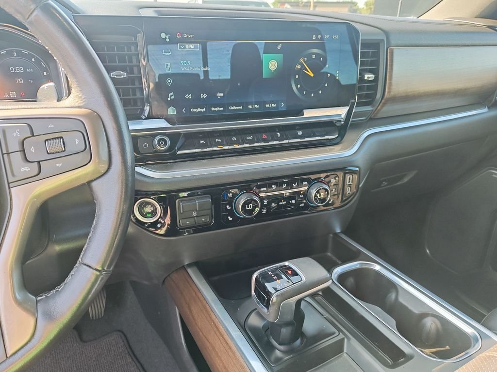 Used 2022 Black Chevrolet High Country image 20