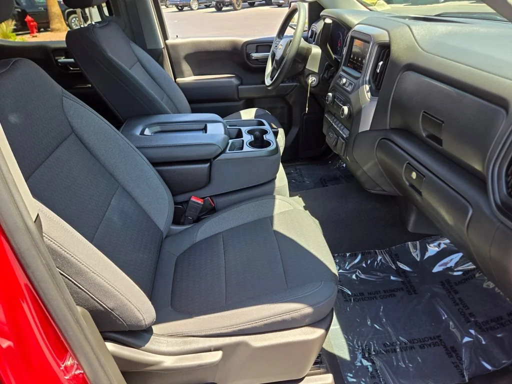 Used 2022 Cherry Red Tintcoat Chevrolet Custom image 15