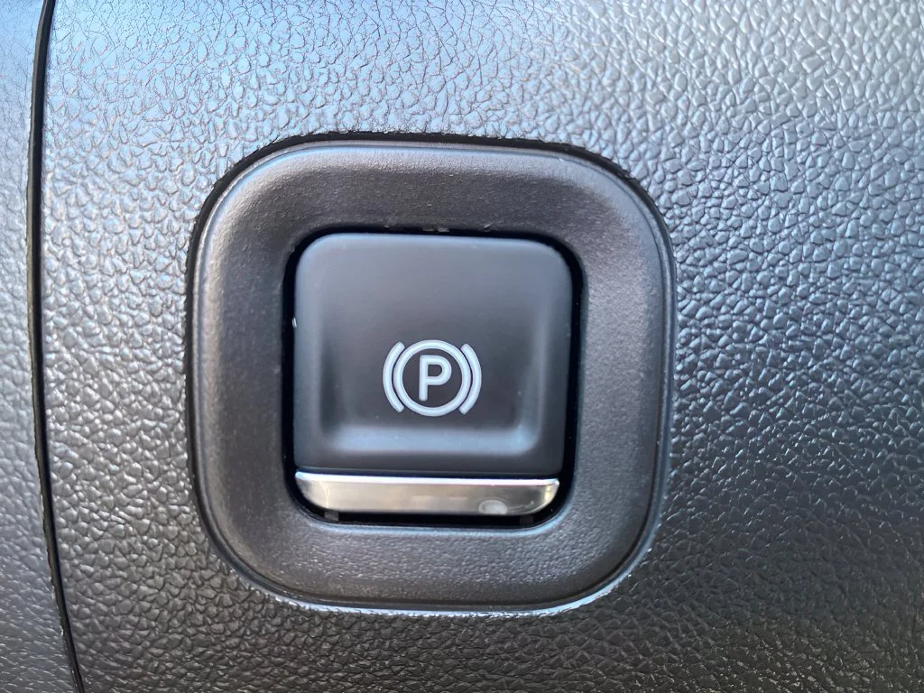 Used 2025 Summit White Chevrolet WT image 15
