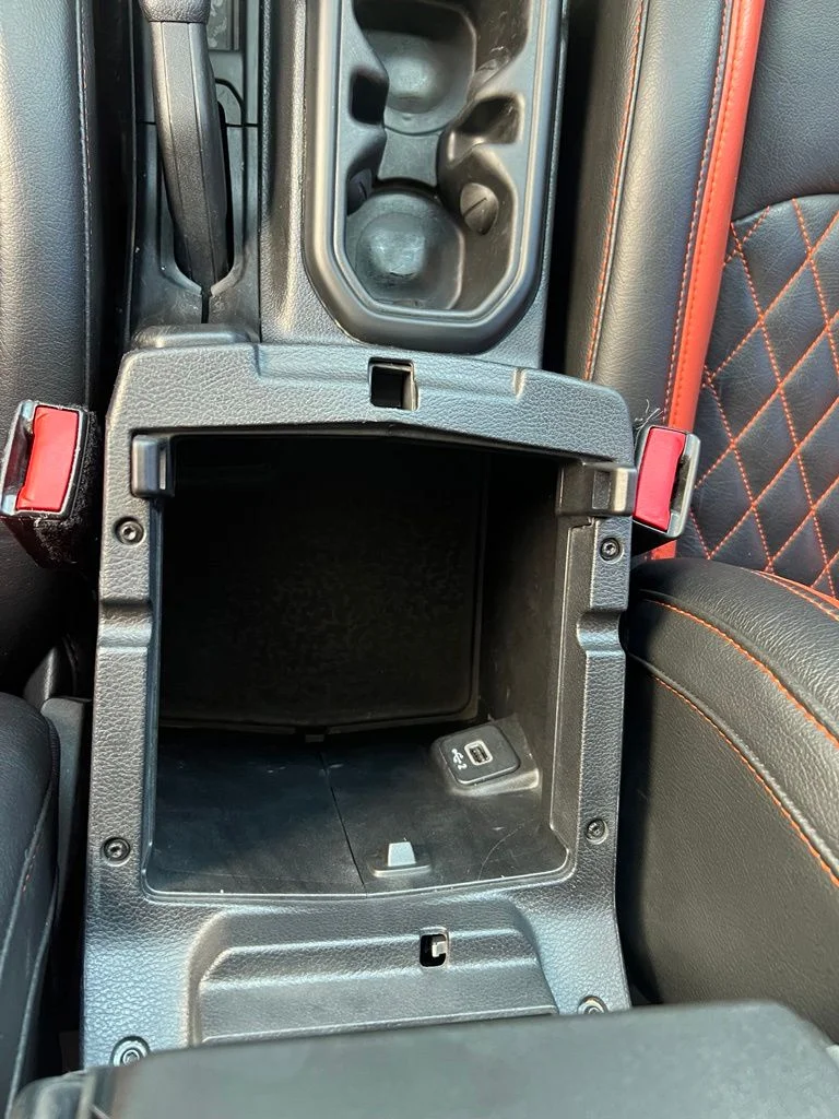 Used 2021 Sting Gray Clearcoat Jeep Mojave image 19