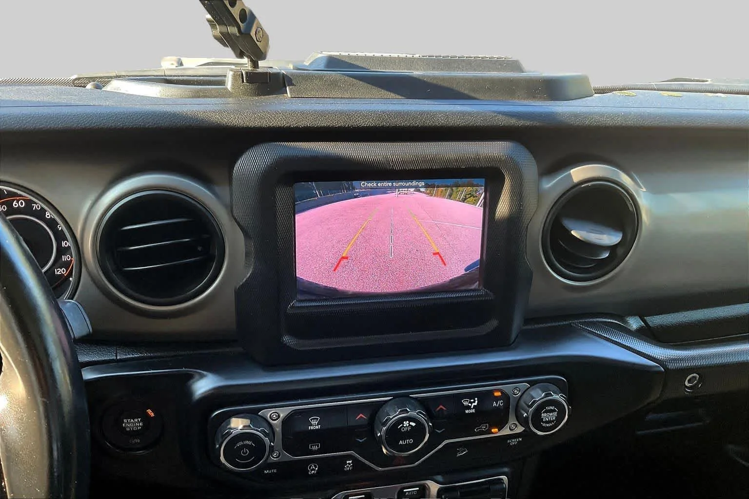 Used 2018 Sting-Gray Clearcoat Jeep Sport S image 26
