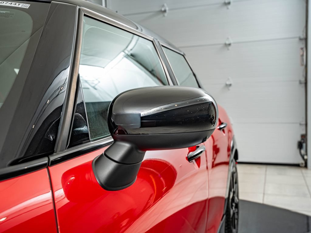 Used 2025 Chili Red Ii MINI Cooper S image 9