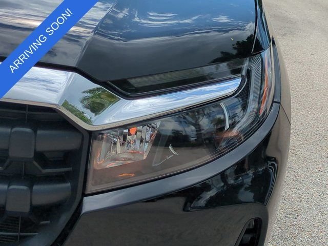 Certified Used 2024 Crystal Black Pearl Honda RTL image 9
