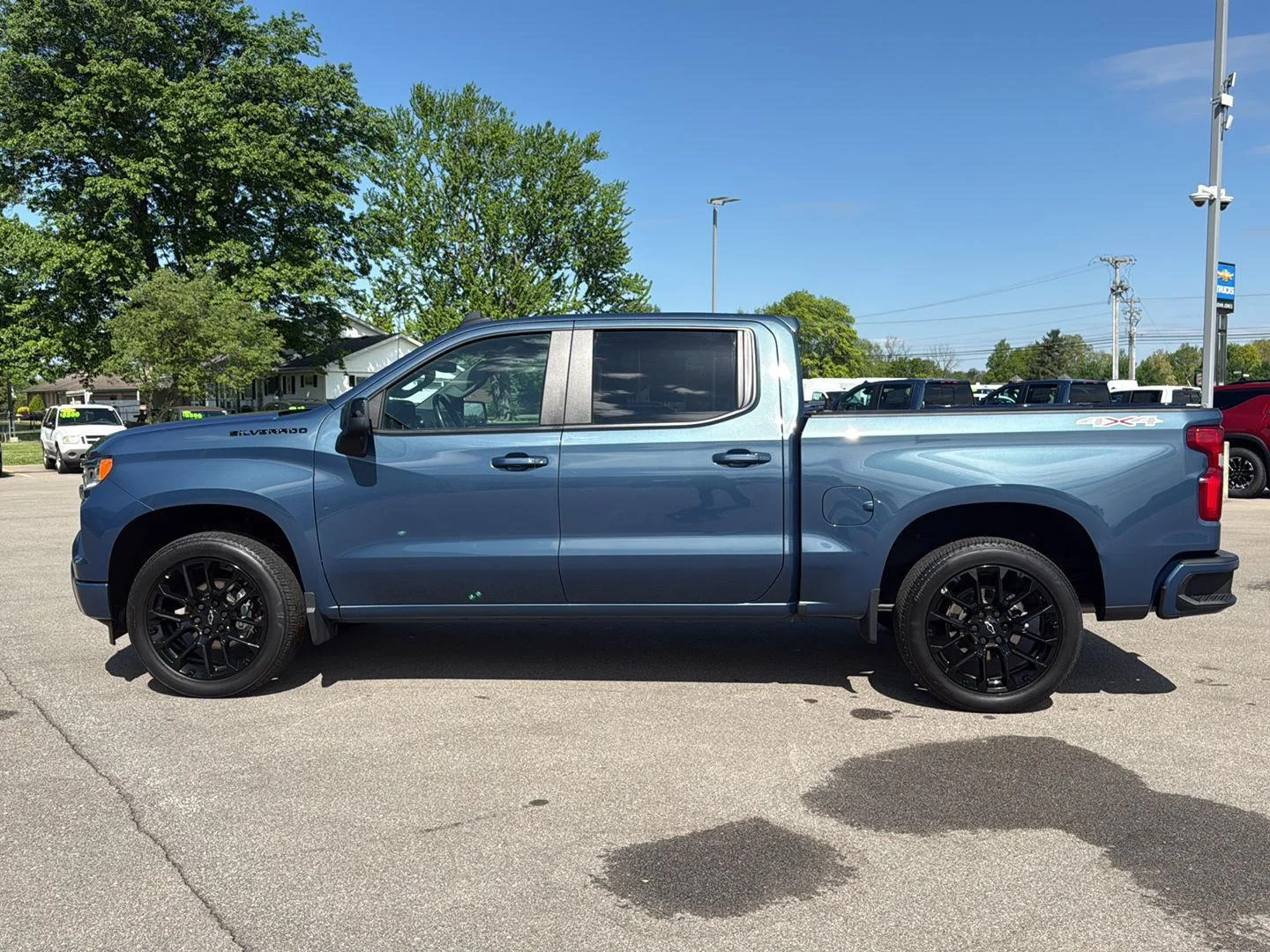 Used 2024 Lakeshore Blue Metallic Chevrolet RST image 7